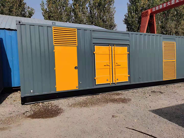 临城镇300kw 柴油发电机组用多大的空气开关？
